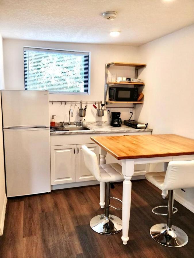 Two Fully Equipped Apartments And A Studio 5 Miles From The Beach St. Petersburg Ngoại thất bức ảnh